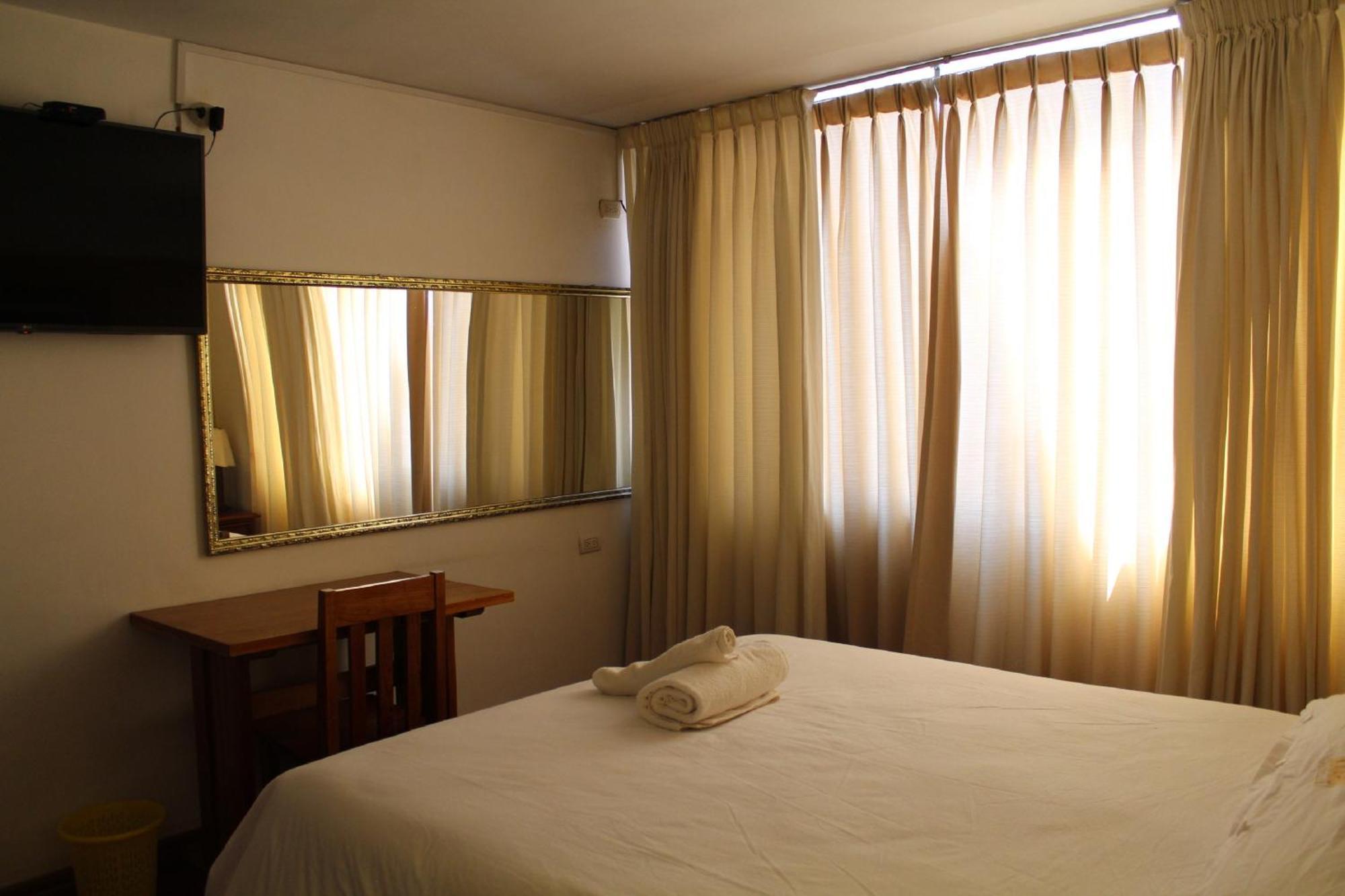 Kaaro Hotel El Buho Puno Eksteriør bilde